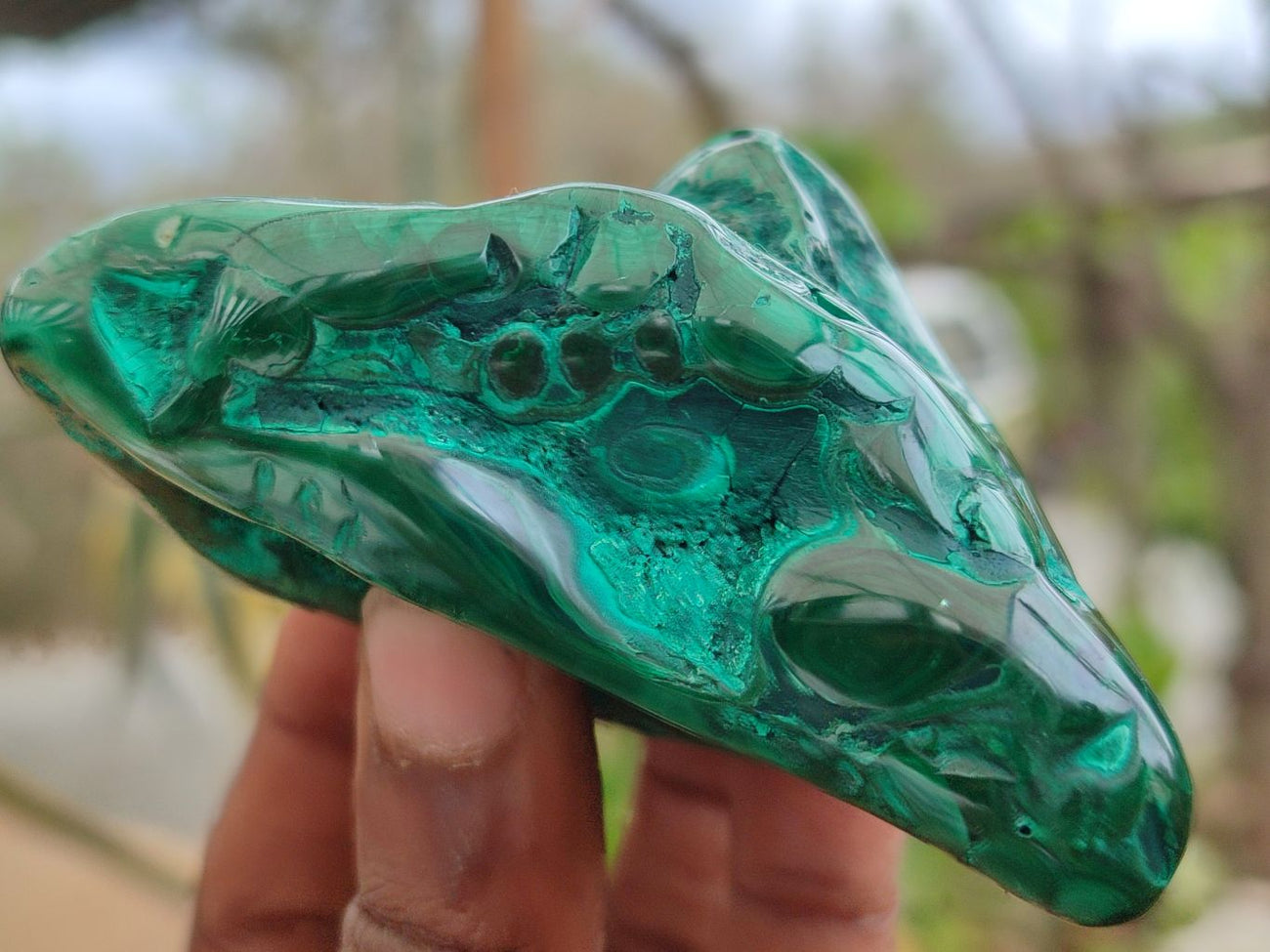 BEAUTIFUL!! Hand Carved and Polished Malachite outlets Box