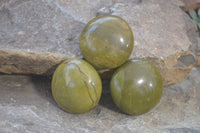 Polished Green Opal Galet - Palm Stones x 12 From Antsirabe, Madagascar