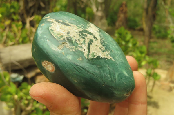 Polished Emerald Mtorolite Galet-Palm Stones x 12 From Mutorashanga, Zimbabwe