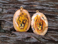 Polished Picture Stone Oval Pendant with Hand Painted Lion - Sold Per Item - From Namibia