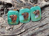 Polished Aventurine Pendant with Hand Painted Buffalo - Sold Per Item - From Zimbabwe