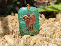 Polished Aventurine Pendant with Hand Painted Buffalo - Sold Per Item - From Zimbabwe