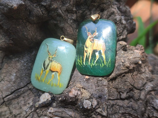 Polished Aventurine Pendant with Hand Painted Kudu - Sold Per Item - From Zimbabwe