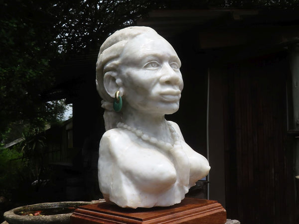 Hand Made Traditional African Woman Bust Sculpture x 1 From Zimbabwe