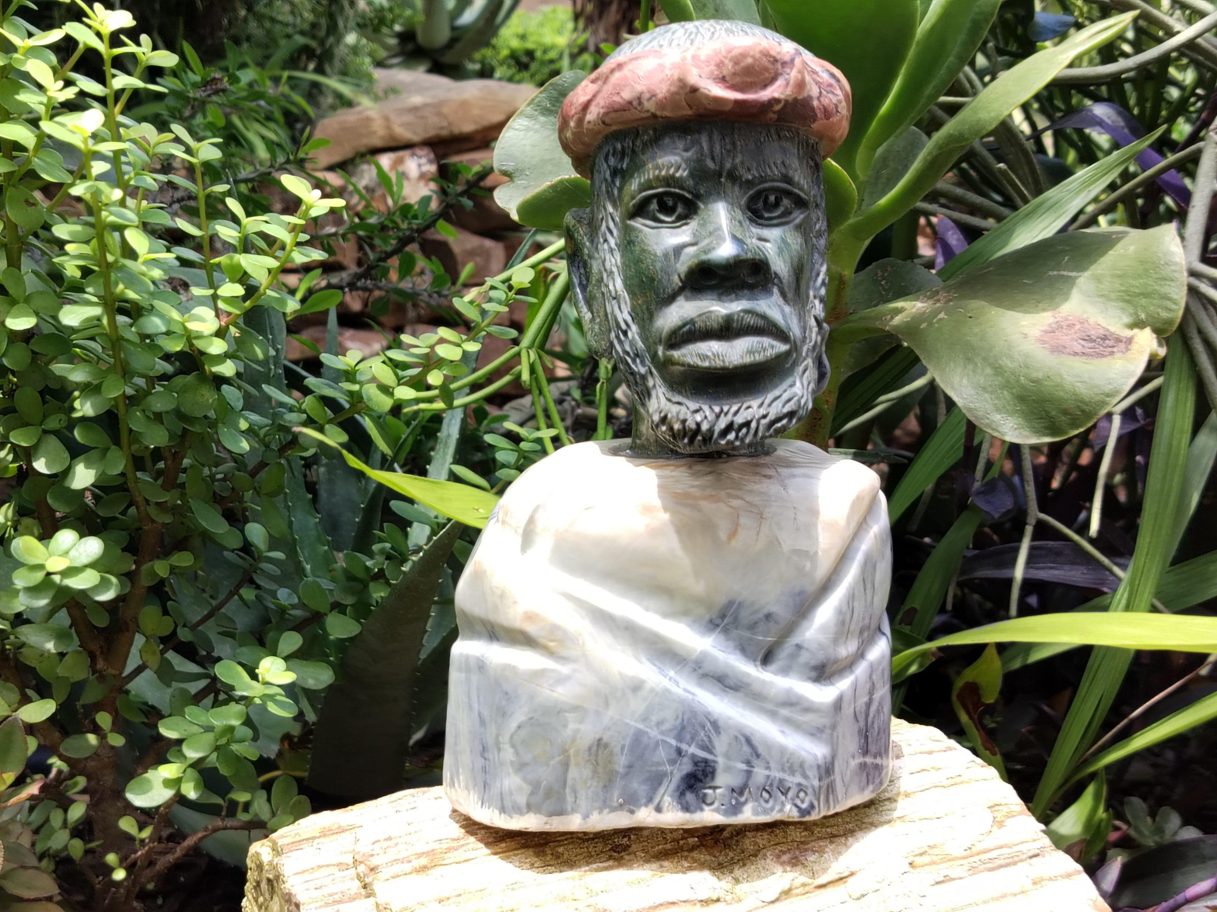 Hand Made African Male Bust Carving x 1 From Zimbabwe