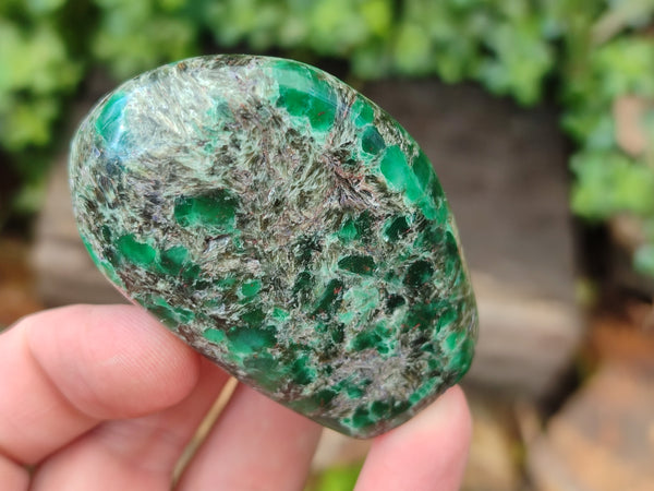 Polished Emerald Mica In Matrix Standing Free Forms x 6 From Mutoko, Zimbabwe