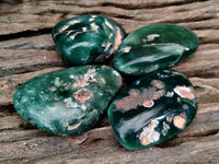 Polished Emerald Mtorolite Free Forms x 35 From Mutorashanga, Zimbabwe